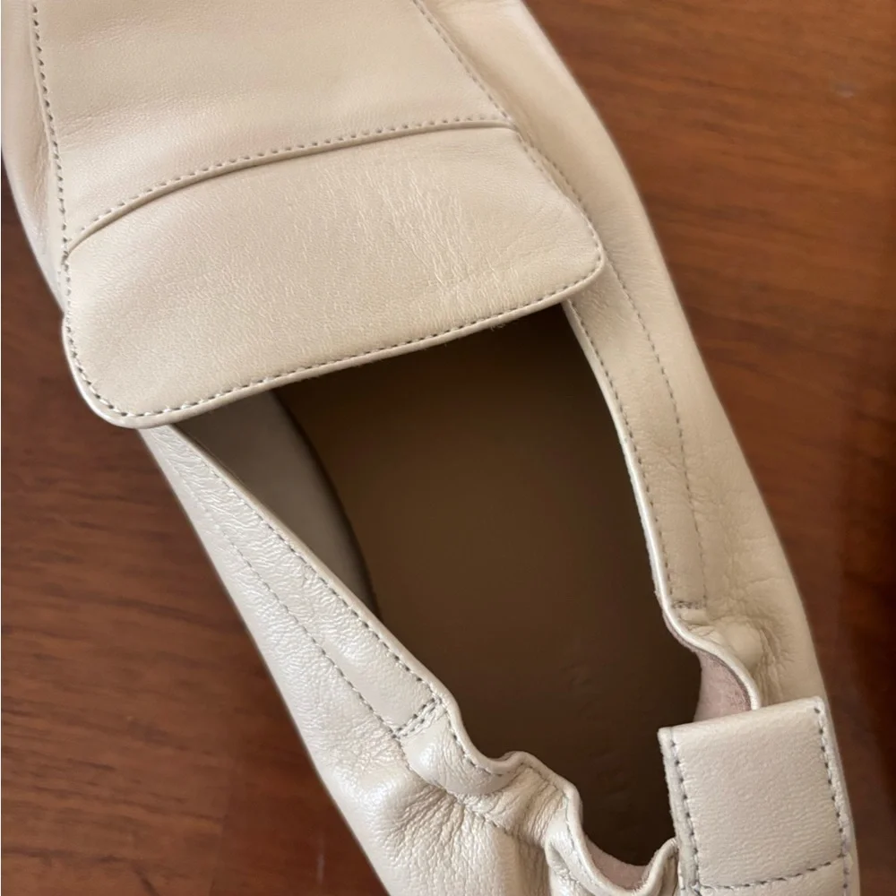 NWOT Everlane The Day Loafer Italian Leather Cashew Beige - size 10 - Picture 4 of 8